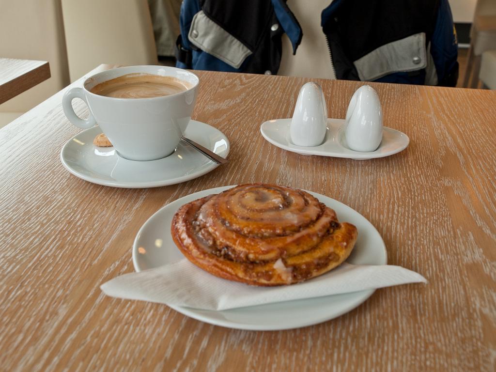 P4281699.jpg - OLYMPUS DIGITAL CAMERA