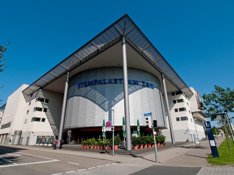 P8203061.jpg - OLYMPUS DIGITAL CAMERA