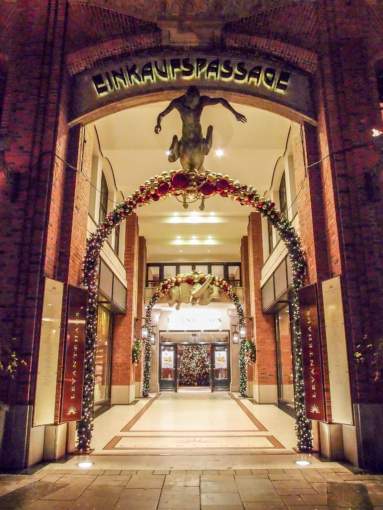 PC260427.jpg - OLYMPUS DIGITAL CAMERA