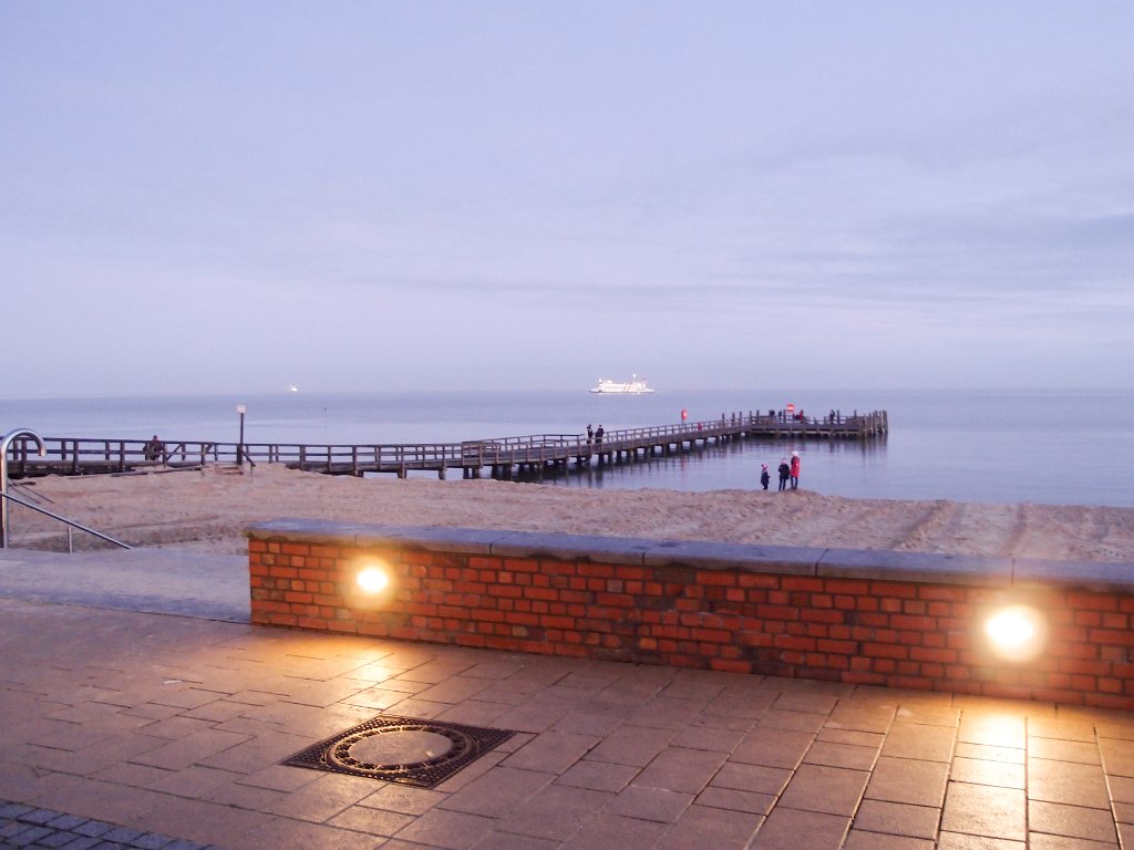 PC270465.jpg - OLYMPUS DIGITAL CAMERA