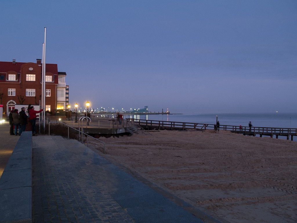 PC275648.jpg - OLYMPUS DIGITAL CAMERA