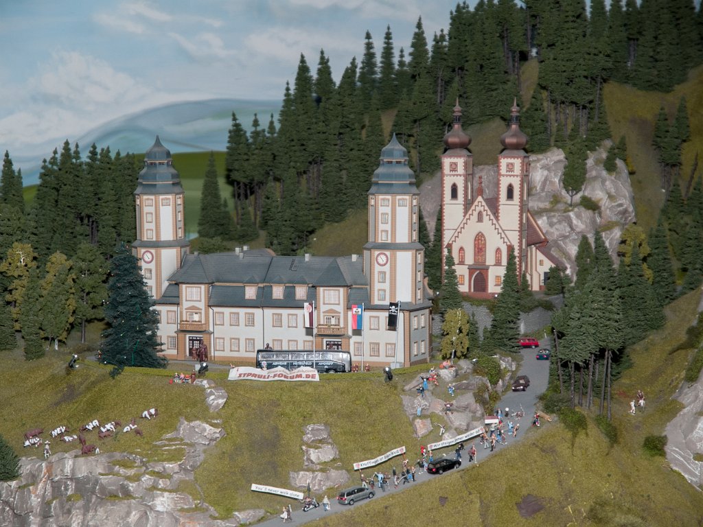 PC285920.jpg - OLYMPUS DIGITAL CAMERA