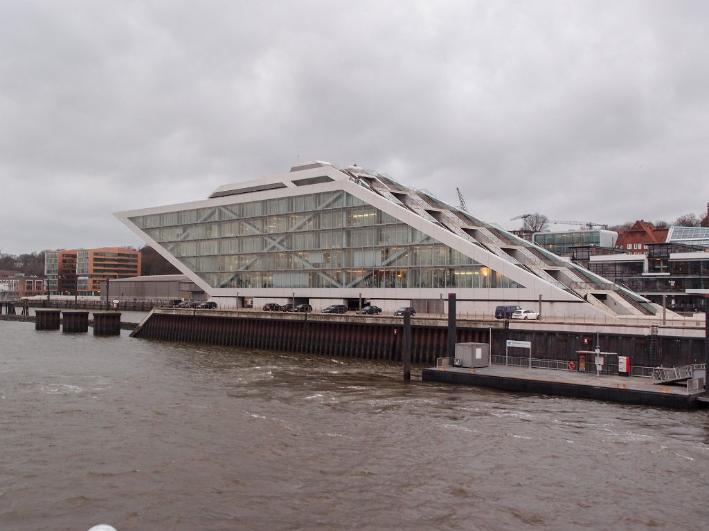 PC290827.jpg - OLYMPUS DIGITAL CAMERA