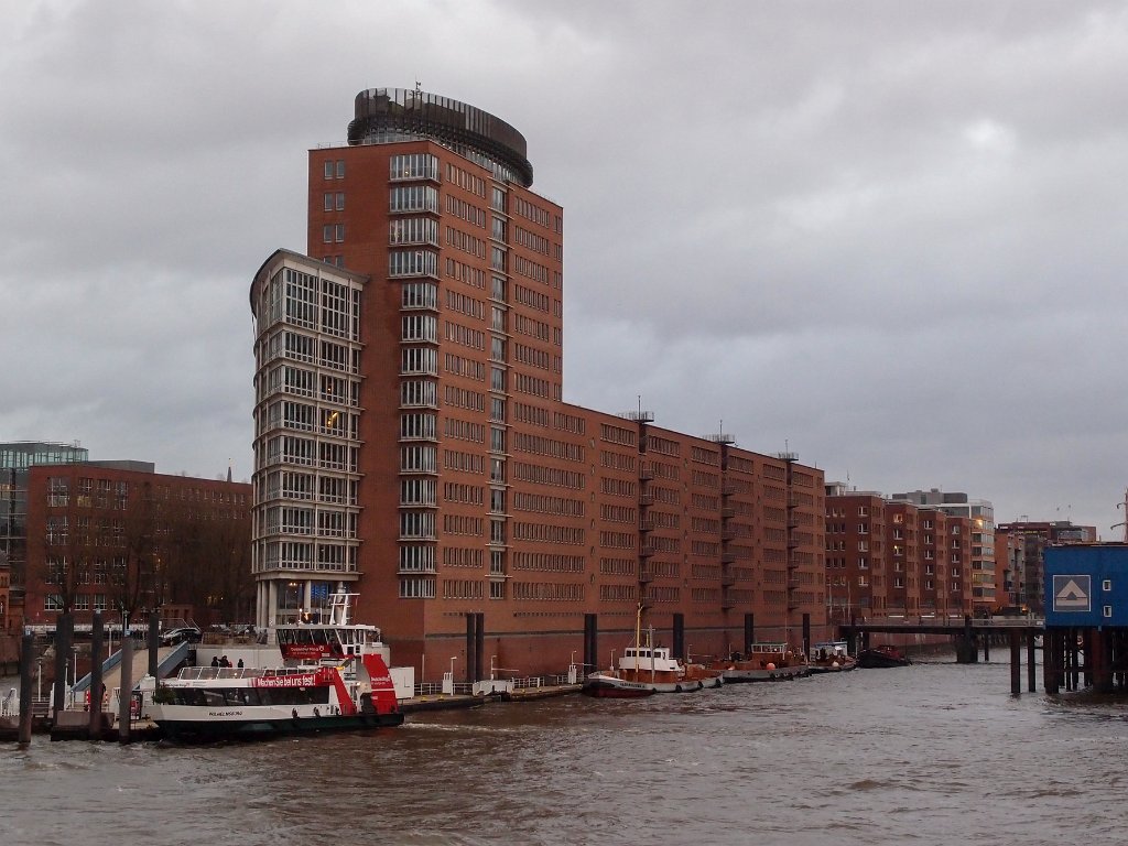 PC290904.jpg - OLYMPUS DIGITAL CAMERA