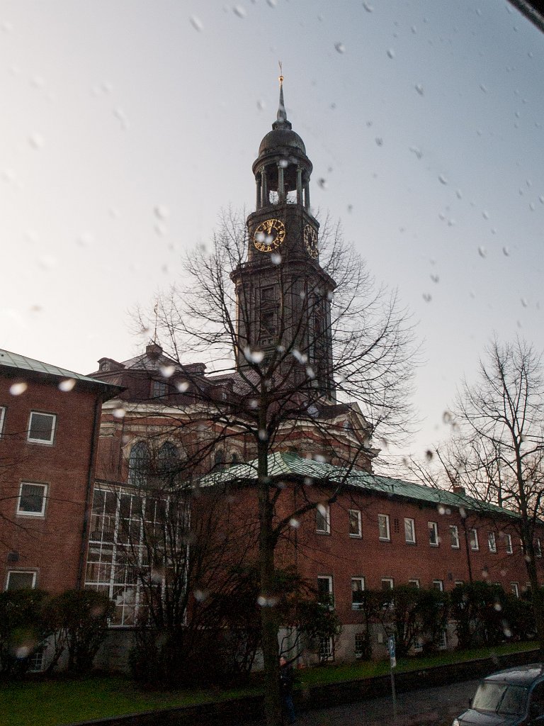 PC296095.jpg - OLYMPUS DIGITAL CAMERA