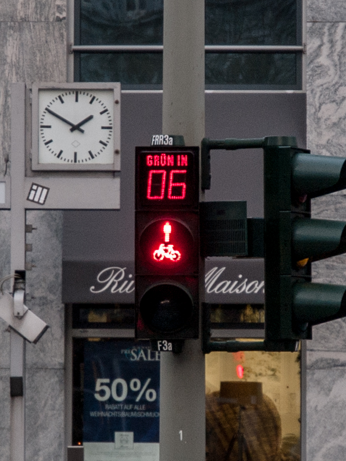 PC296114.jpg - OLYMPUS DIGITAL CAMERA