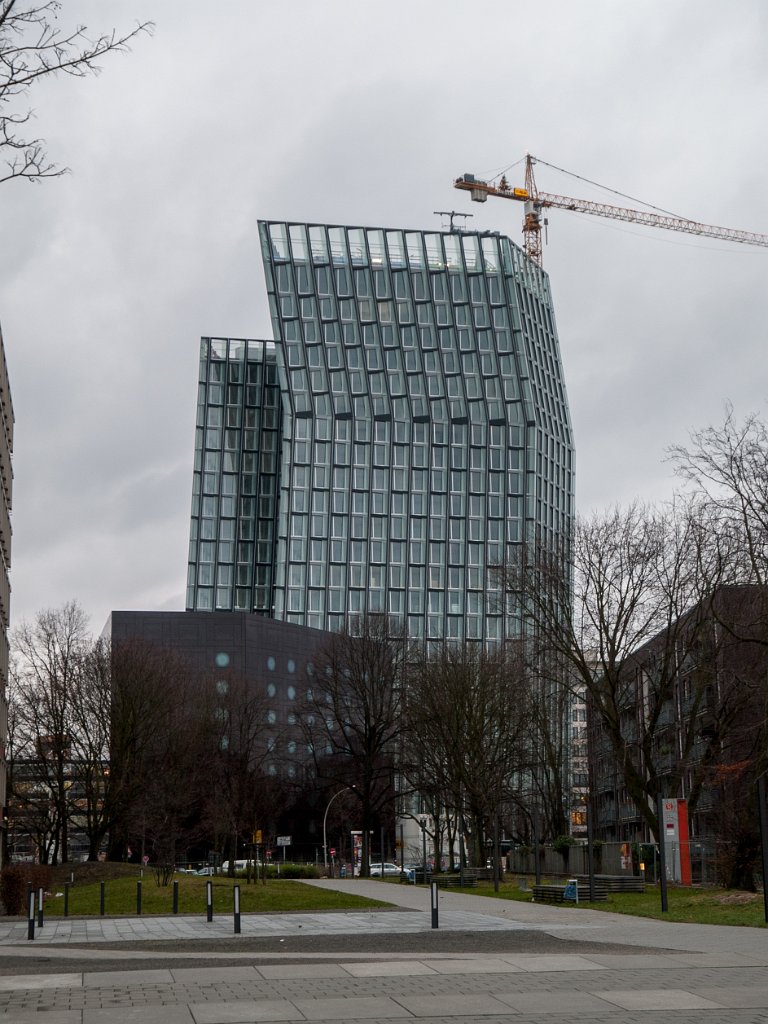 PC296377.jpg - OLYMPUS DIGITAL CAMERA