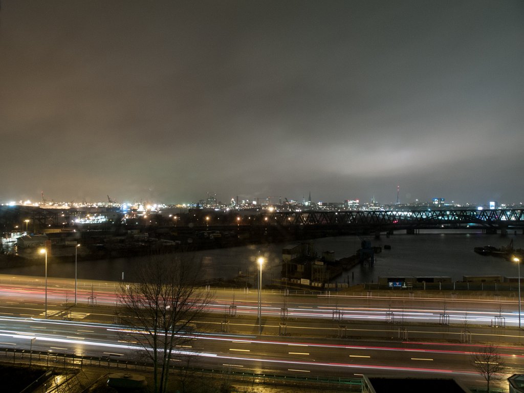 PC296415.jpg - OLYMPUS DIGITAL CAMERA