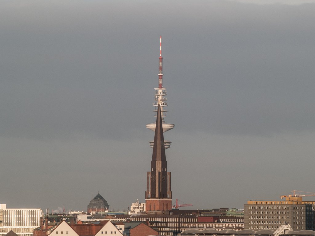 PC306422.jpg - OLYMPUS DIGITAL CAMERA