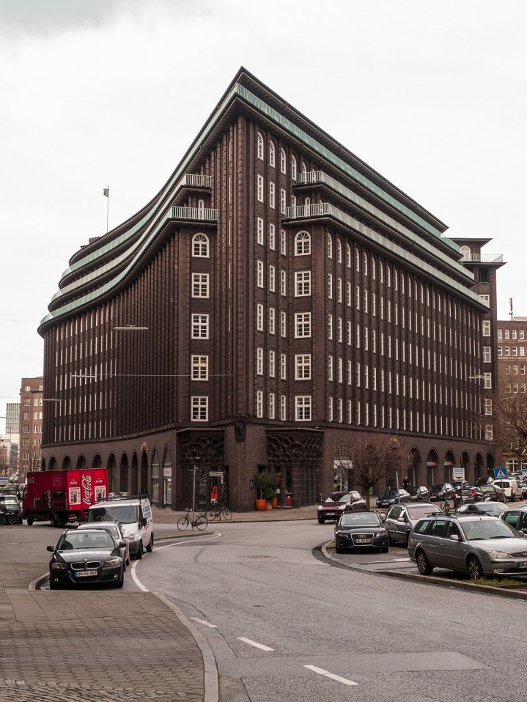 PC306425.jpg - OLYMPUS DIGITAL CAMERA