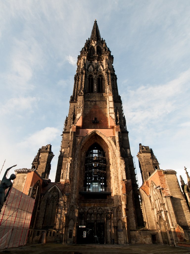 PC306449.jpg - OLYMPUS DIGITAL CAMERA