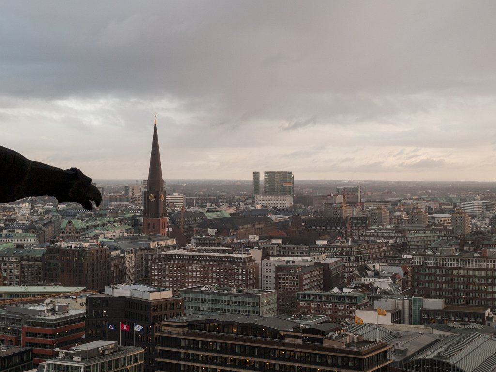 PC306453.jpg - OLYMPUS DIGITAL CAMERA