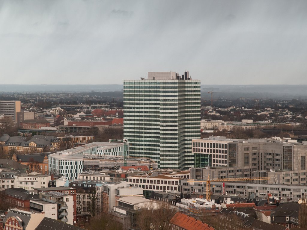 PC306561.jpg - OLYMPUS DIGITAL CAMERA