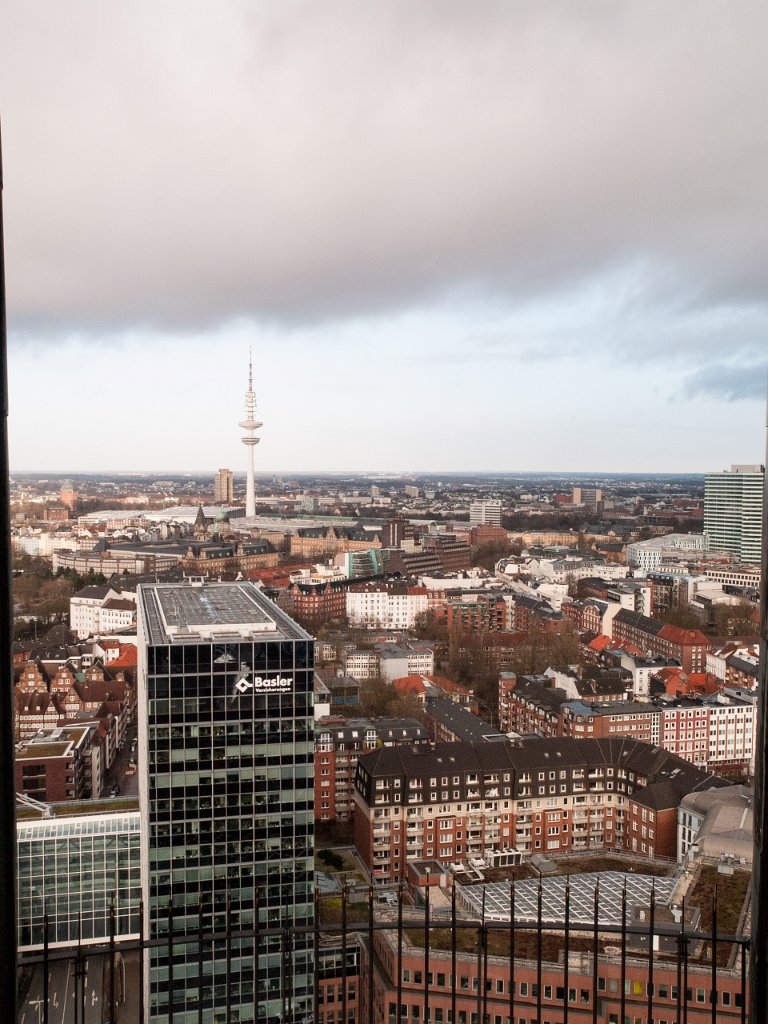 PC306579.jpg - OLYMPUS DIGITAL CAMERA