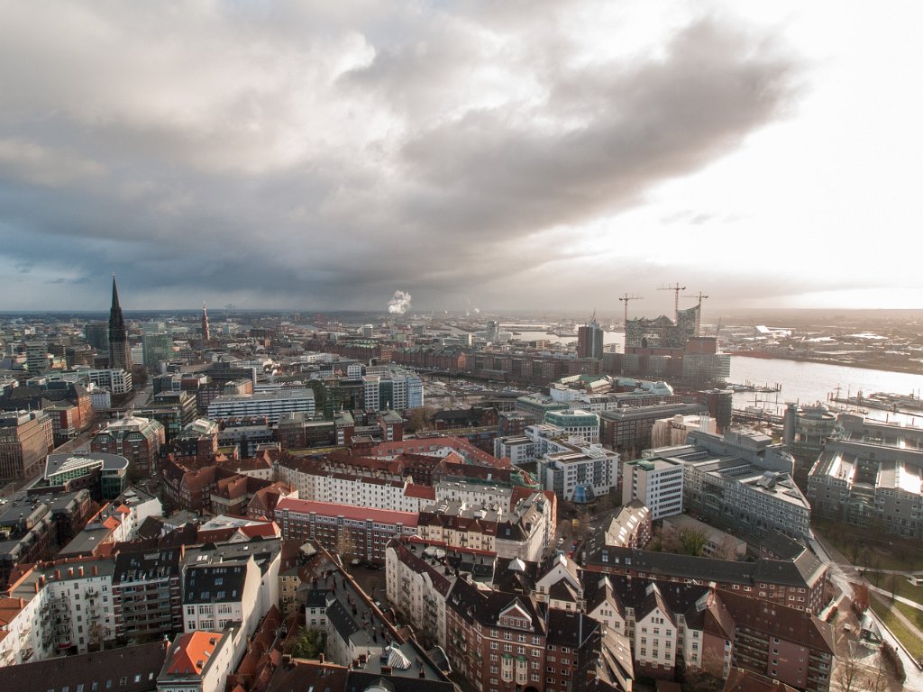 PC306594.jpg - OLYMPUS DIGITAL CAMERA