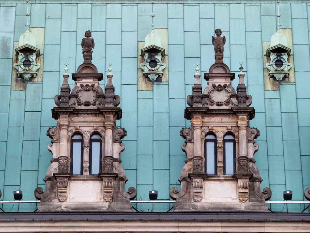 PC306665.jpg - OLYMPUS DIGITAL CAMERA