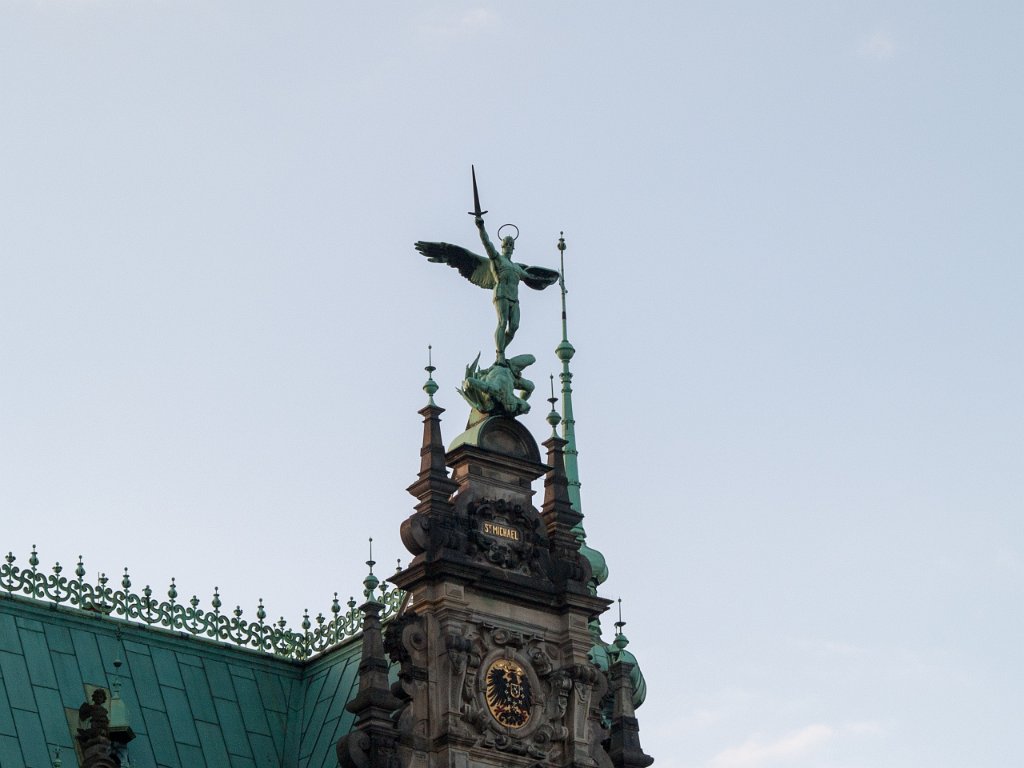 PC306667.jpg - OLYMPUS DIGITAL CAMERA