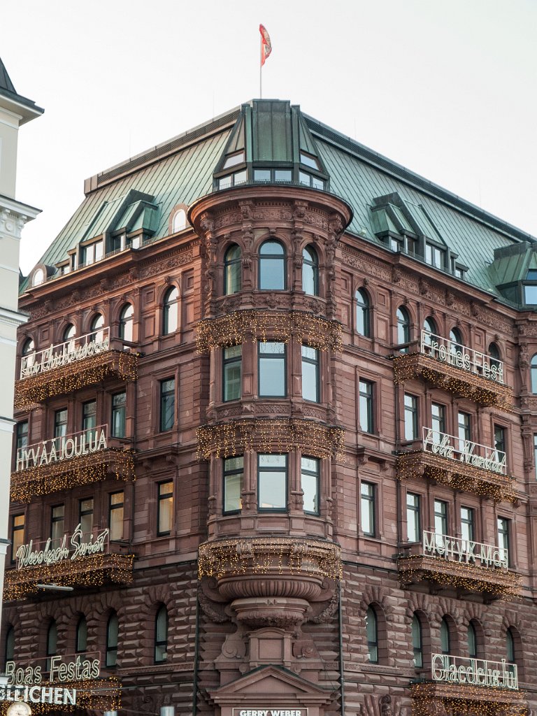 PC306700.jpg - OLYMPUS DIGITAL CAMERA