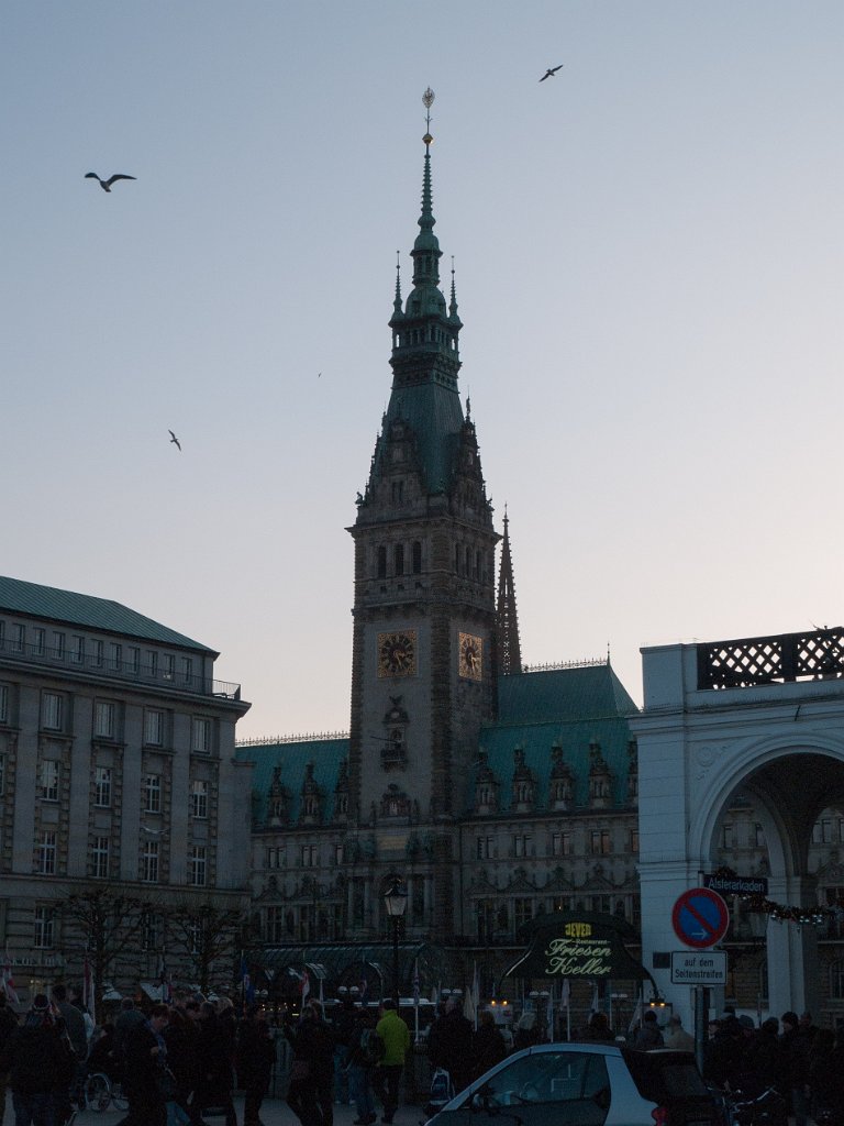 PC306704.jpg - OLYMPUS DIGITAL CAMERA