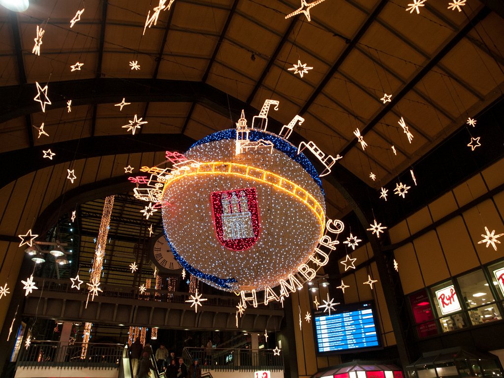 PC306744.jpg - OLYMPUS DIGITAL CAMERA