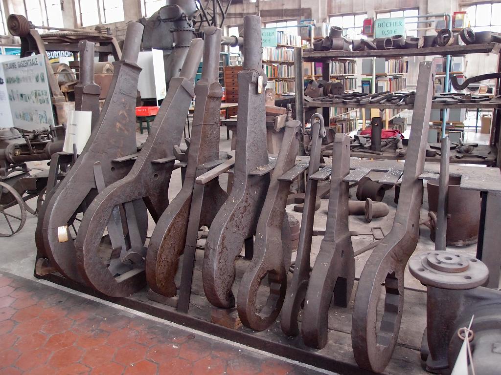 P4301444.jpg - OLYMPUS DIGITAL CAMERA