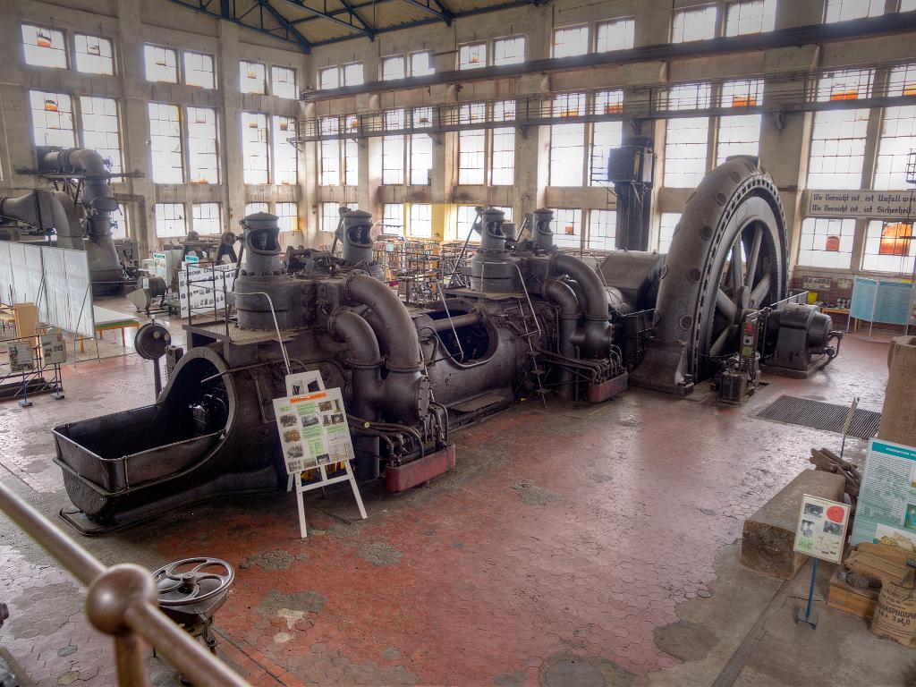 P4305199_200_201_202_tonemapped.jpg - OLYMPUS DIGITAL CAMERA