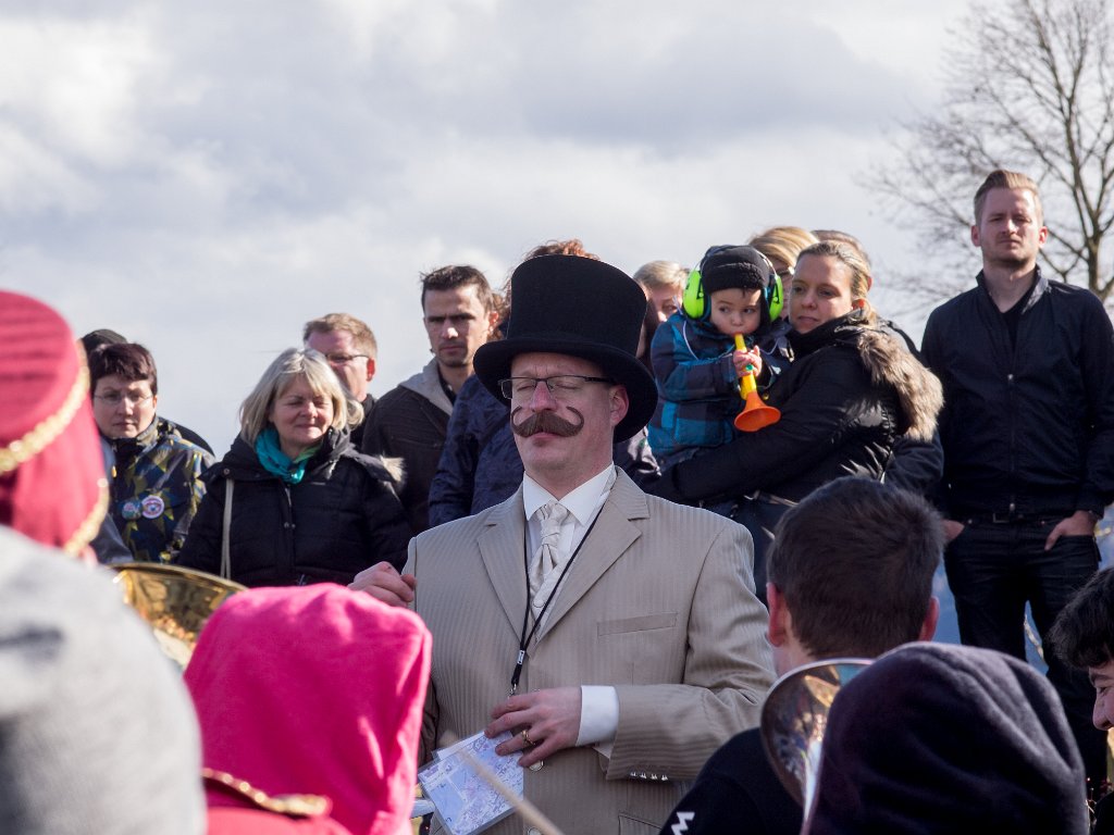 P2098614.jpg - OLYMPUS DIGITAL CAMERA