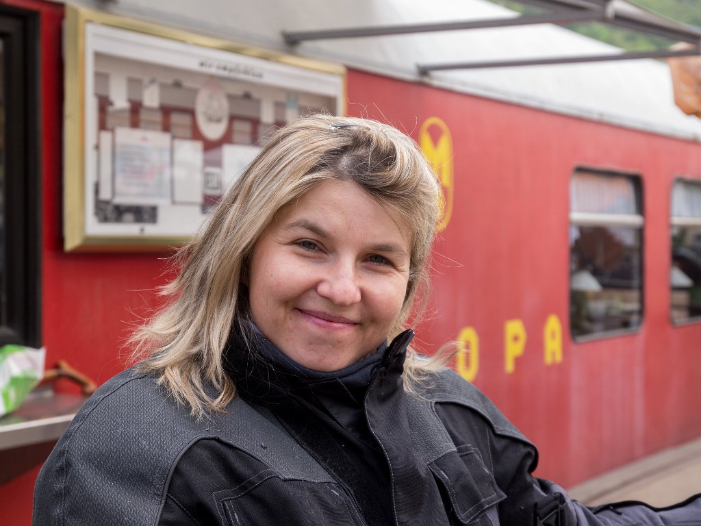 P4292398.jpg - OLYMPUS DIGITAL CAMERA