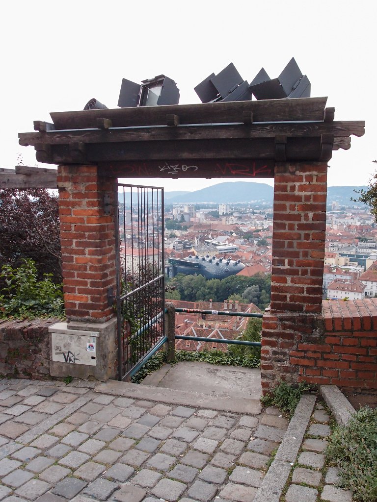 P7202539.jpg - OLYMPUS DIGITAL CAMERA