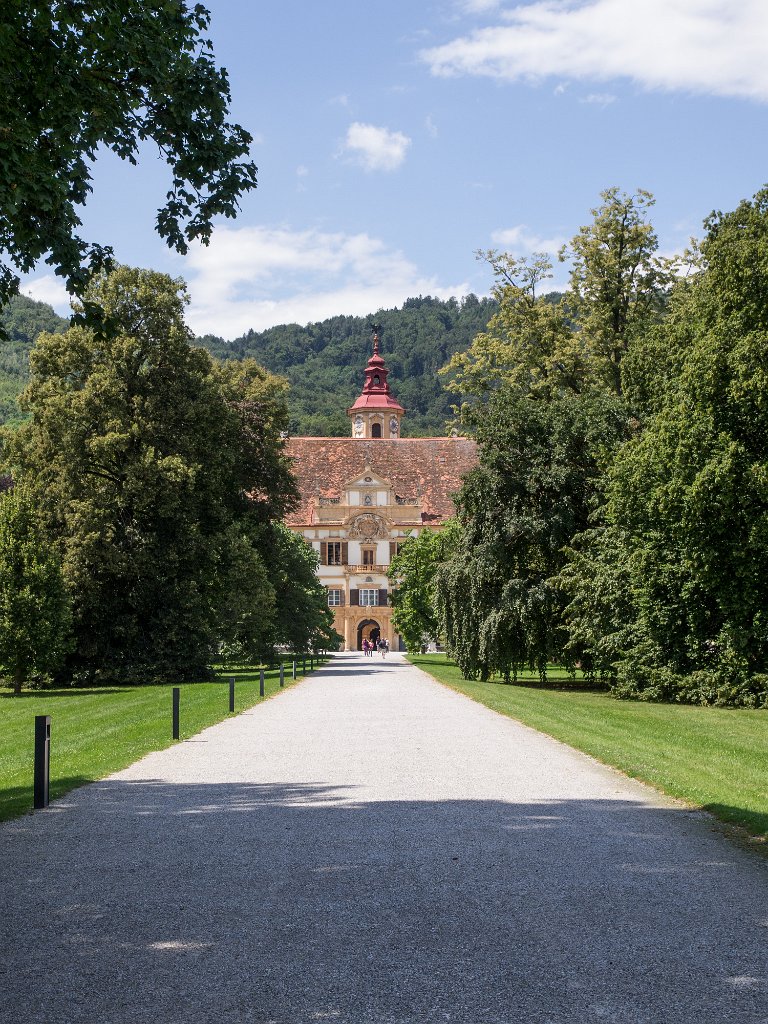 P7235896.jpg - OLYMPUS DIGITAL CAMERA