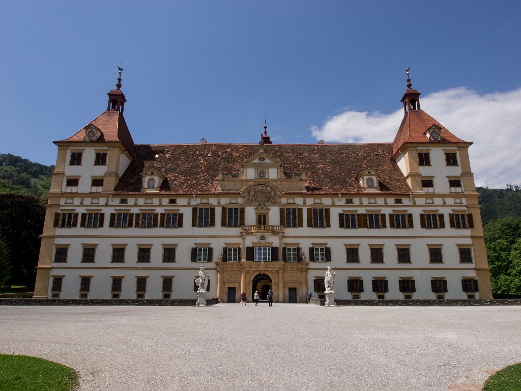 P7235913.jpg - OLYMPUS DIGITAL CAMERA