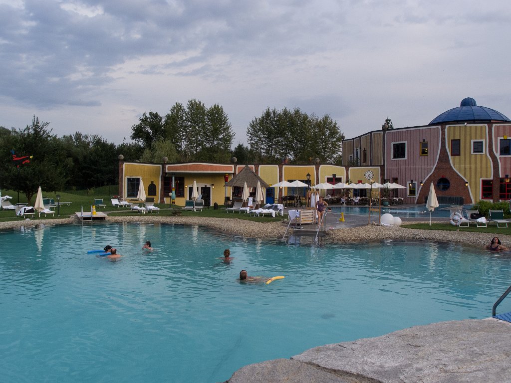 P7242835.jpg - OLYMPUS DIGITAL CAMERA