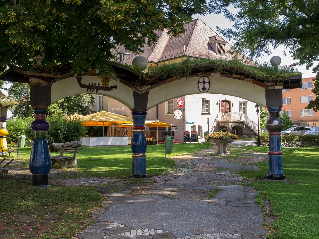 P7246166.jpg - OLYMPUS DIGITAL CAMERA