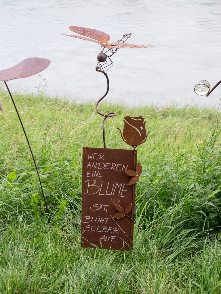 P7277070.jpg - OLYMPUS DIGITAL CAMERA