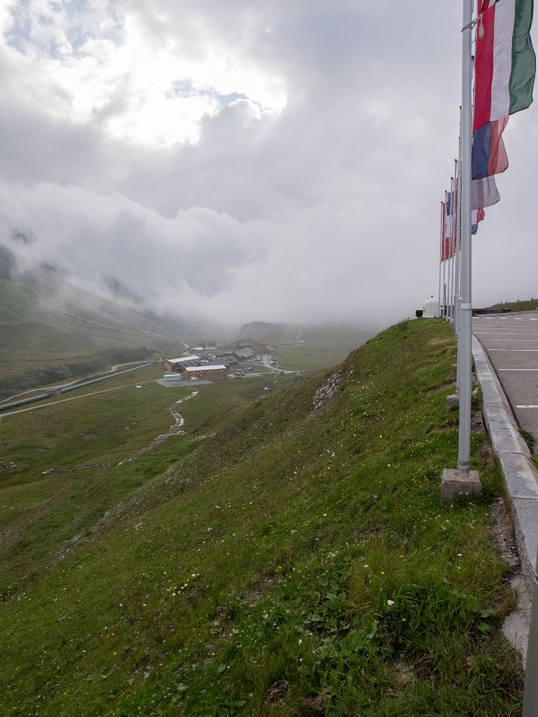 P7317563.jpg - OLYMPUS DIGITAL CAMERA