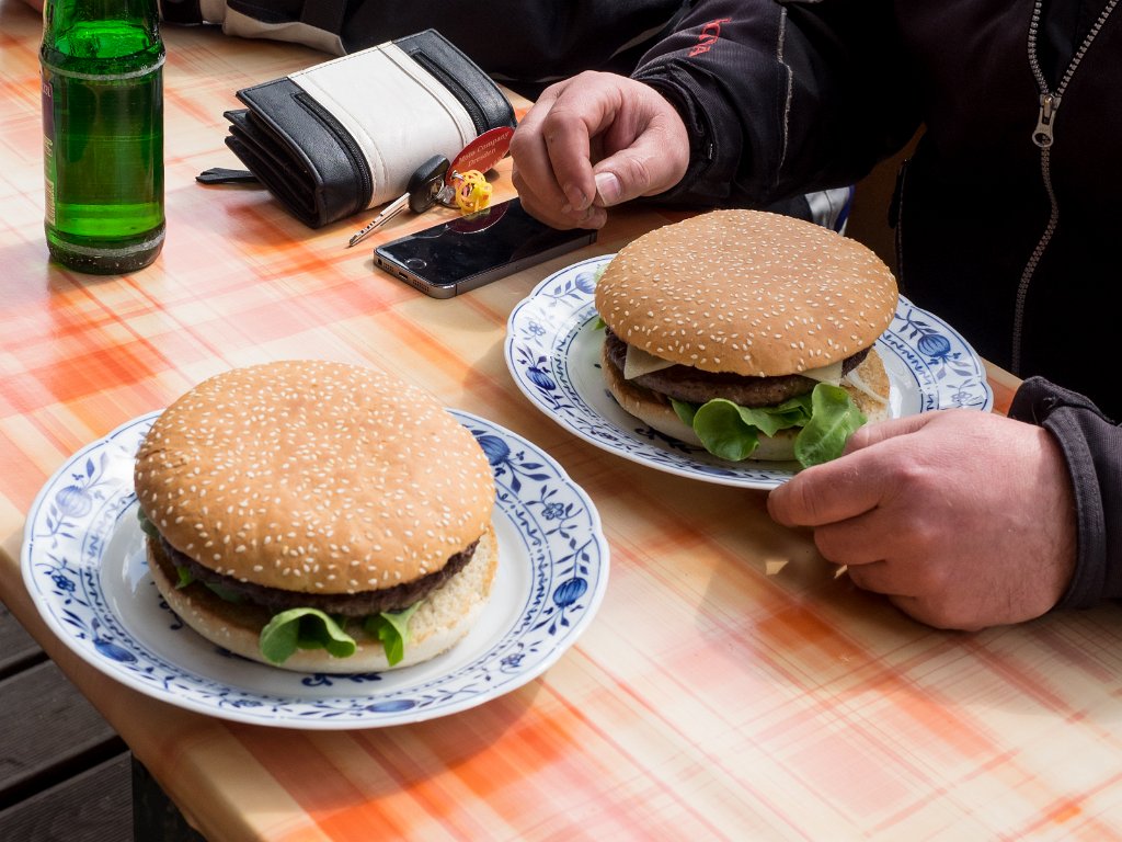 P4301235.jpg - OLYMPUS DIGITAL CAMERA