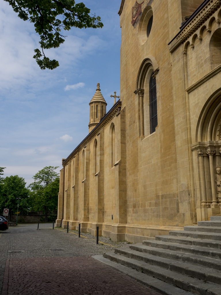 P5233087.jpg - OLYMPUS DIGITAL CAMERA