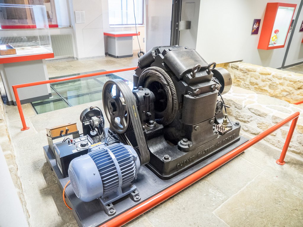 P5243425.jpg - OLYMPUS DIGITAL CAMERA