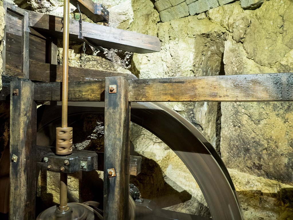 P5243493.jpg - OLYMPUS DIGITAL CAMERA