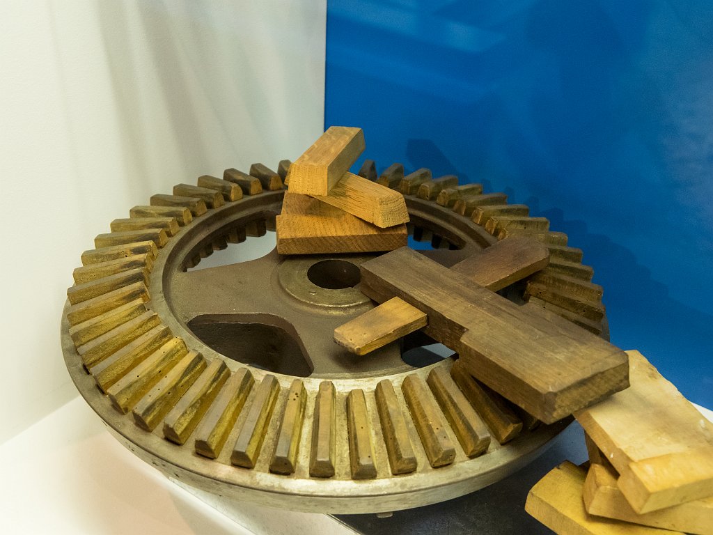 P5243557.jpg - OLYMPUS DIGITAL CAMERA