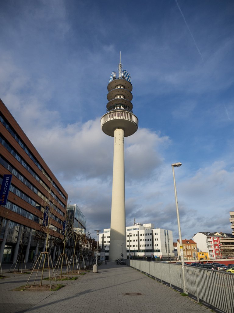 PC268852.jpg - OLYMPUS DIGITAL CAMERA