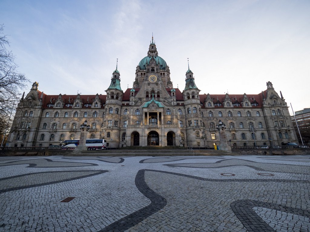 PC268987.jpg - OLYMPUS DIGITAL CAMERA