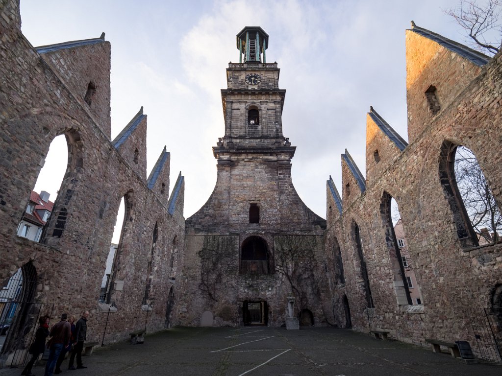 PC269001.jpg - OLYMPUS DIGITAL CAMERA