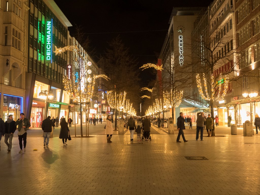 PC269040.jpg - OLYMPUS DIGITAL CAMERA