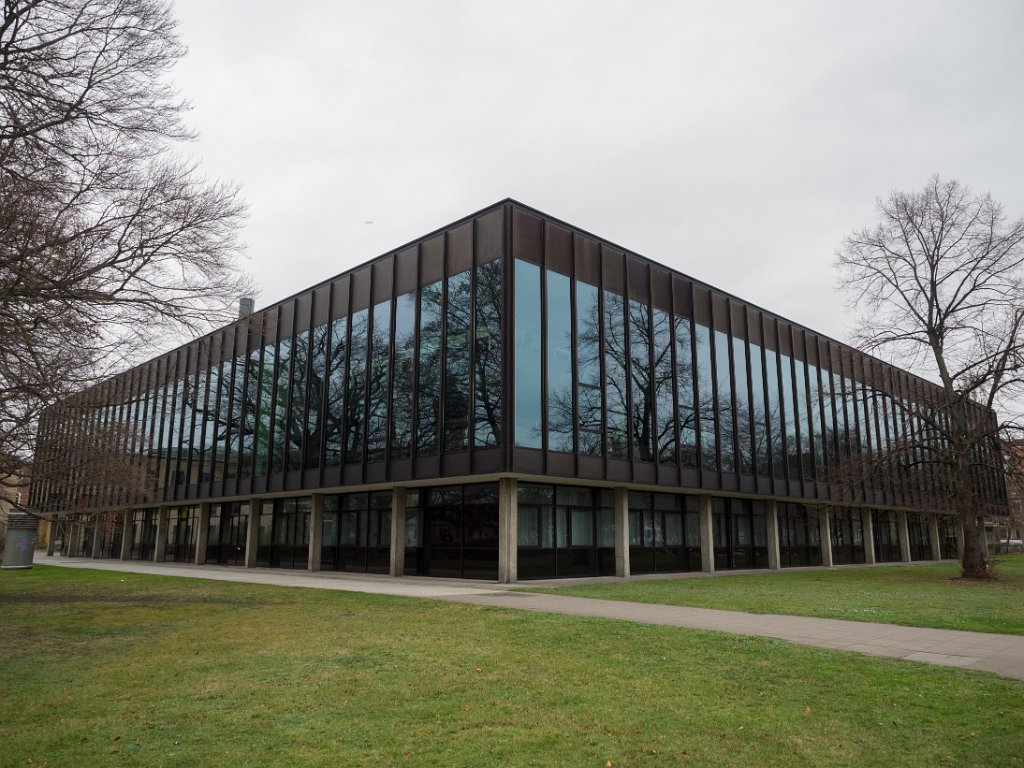 PC279425.jpg - OLYMPUS DIGITAL CAMERA