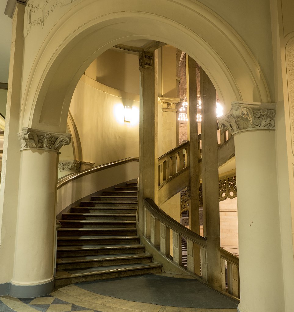 PC279486.jpg - OLYMPUS DIGITAL CAMERA