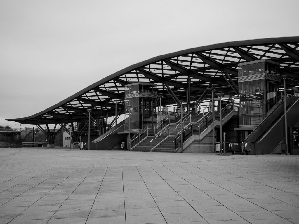 PC289506.jpg - OLYMPUS DIGITAL CAMERA