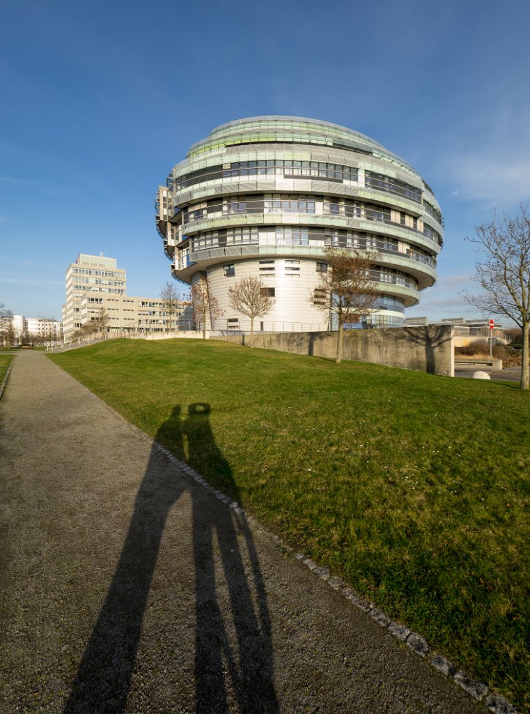 PC289591.jpg - OLYMPUS DIGITAL CAMERA