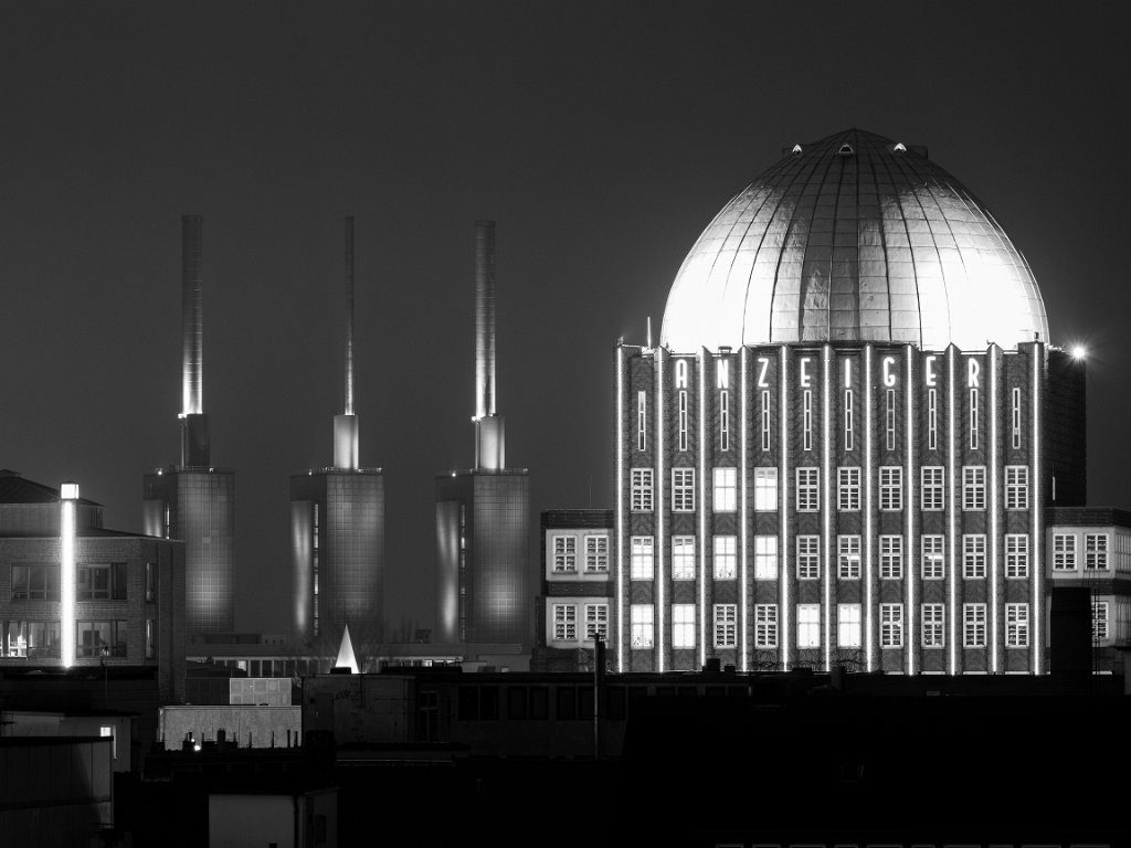 PC289635.jpg - OLYMPUS DIGITAL CAMERA