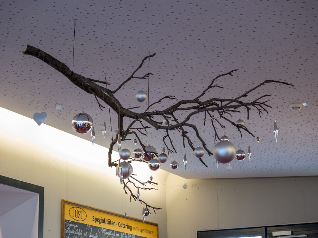 PC300415.jpg - OLYMPUS DIGITAL CAMERA